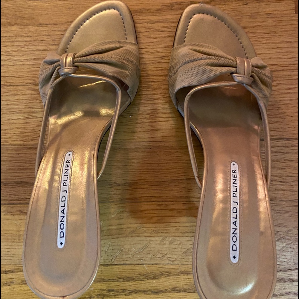 Donald Pliner summer sandals